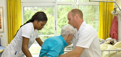 Gesundheits- und Krankenpflegehelfer/in